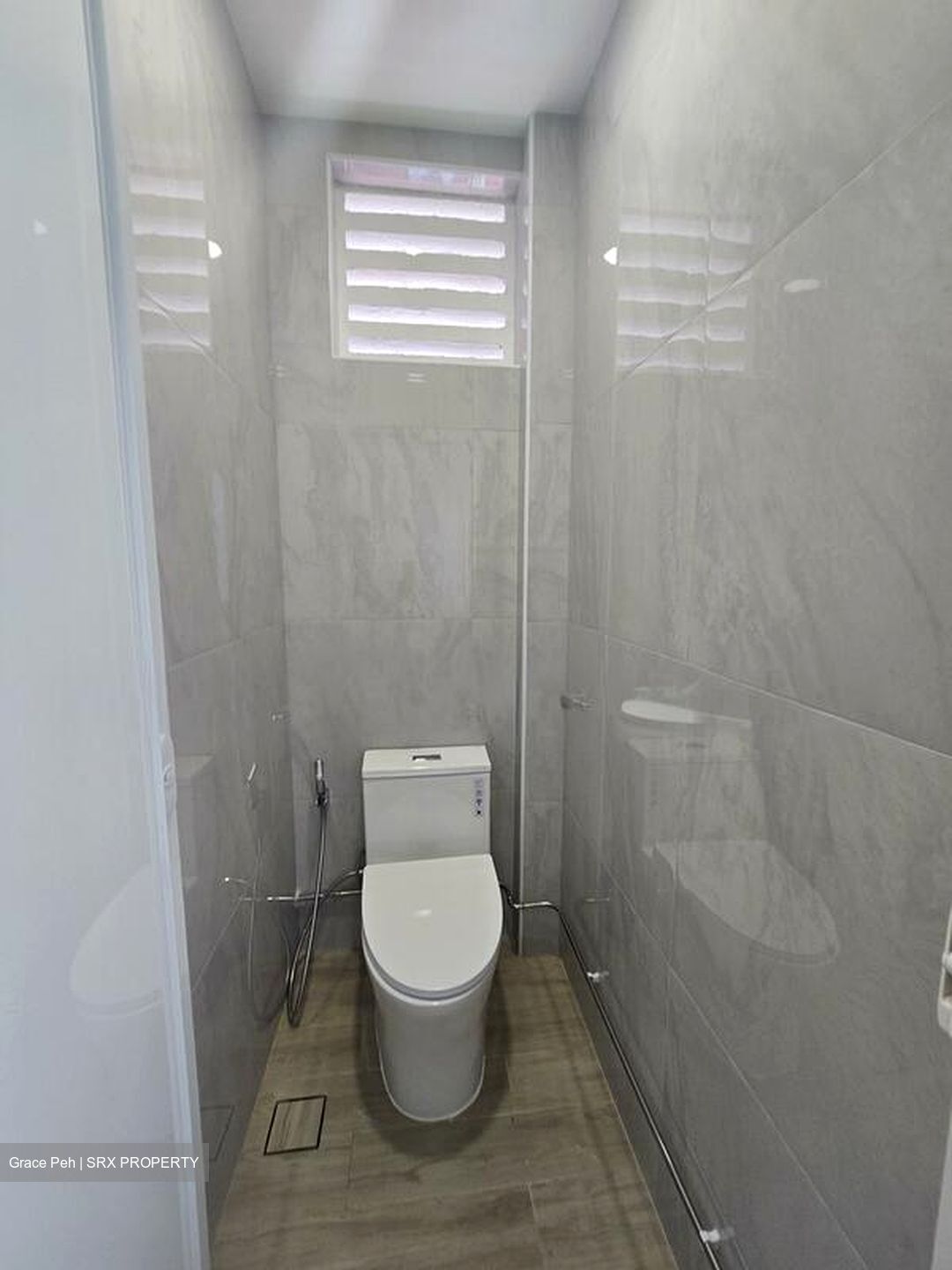 Carlisle Road (D8), Office #500574771